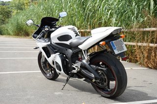 Yamaha R6