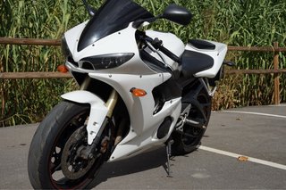 Yamaha R6