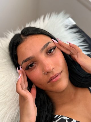 Extensiones de pestañas pelo a pelo