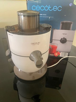 Extractor Jugos Cecotec Strong Titanium 19000