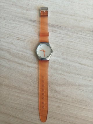 Reloj Pulsera Quartz Naranja y Plateado
