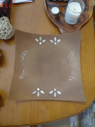 Centro de mesa  madera, no incluye adornos