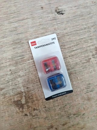 Set 2 Pezzi Temperamatite doppio Foro blu Rosso