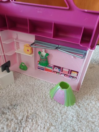 Maletín de playmobil tienda de ropa