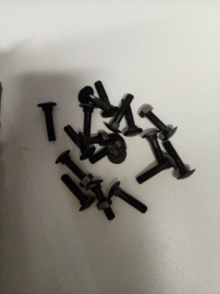 Bulloni neri con dado 10x45 - 100 pezzi