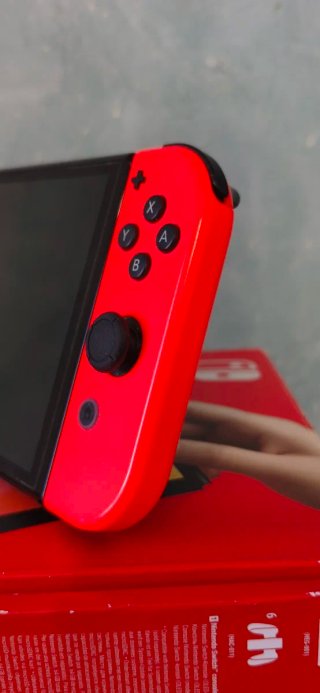 Nintendo Switch OLED Azul y Naranja
