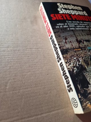 Libro Siete minutos. Envios