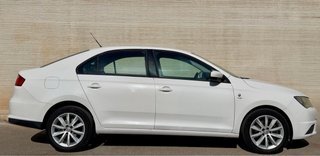 SEAT Toledo 1.6 TDI 105 CV Mas de 1000km autonomia