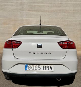 SEAT Toledo 1.6 TDI 105 CV Mas de 1000km autonomia