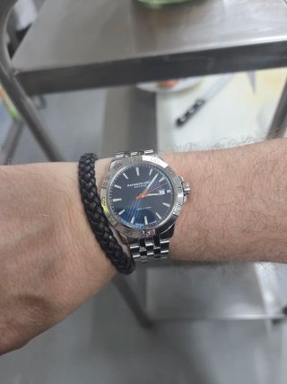 Reloj Raymond Weil Tango Cuarzo Suizo