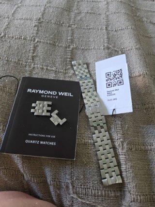 Reloj Raymond Weil Tango Cuarzo Suizo
