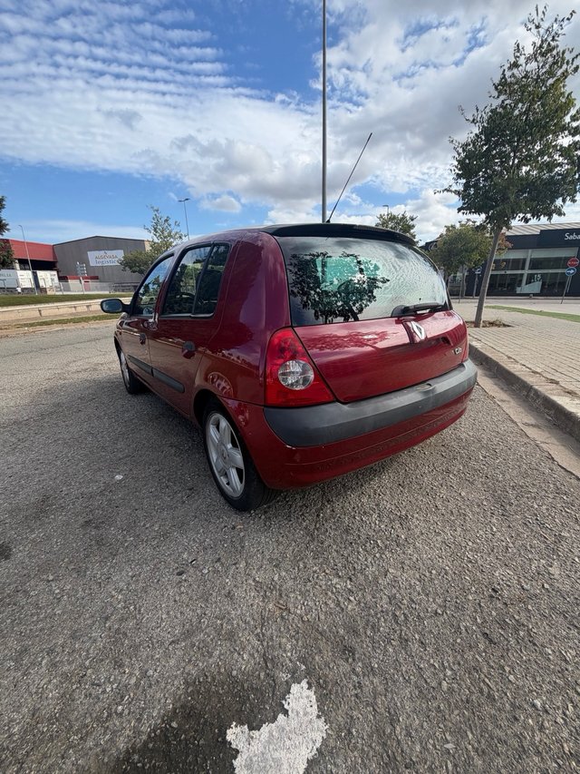 Renault Clio 2001
