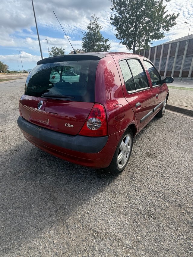 Renault Clio 2001