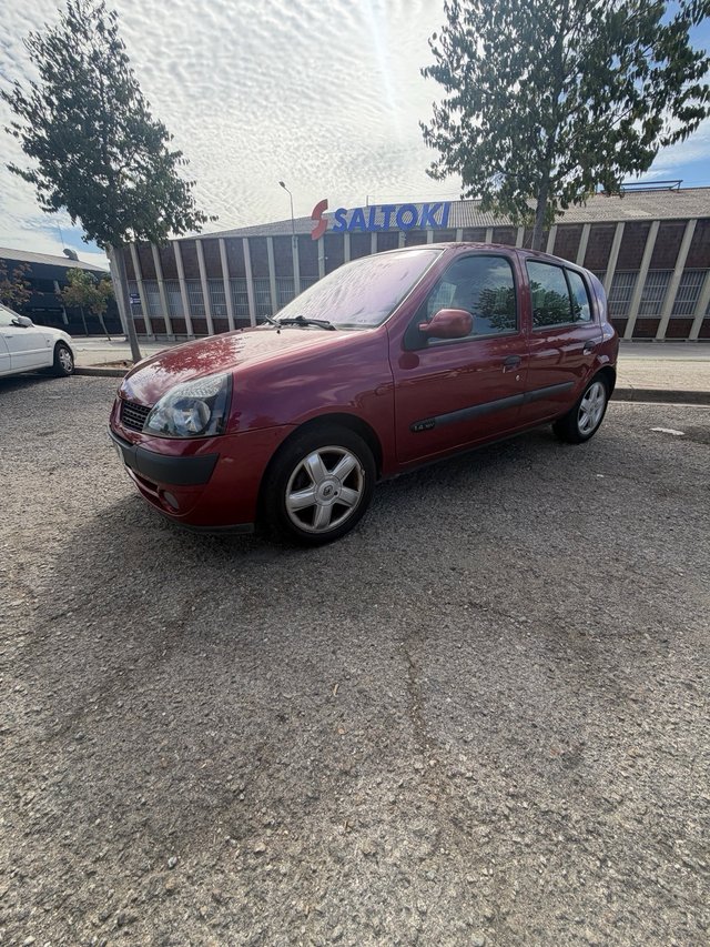 Renault Clio 2001