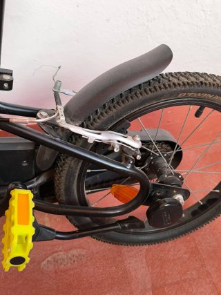 bicicleta infantil BTWIN 500 Dark Hero - 16 pulgad