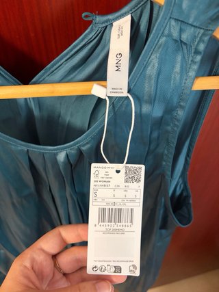 Top satinado Mango, Azul petróleo  Talla S NUEVO