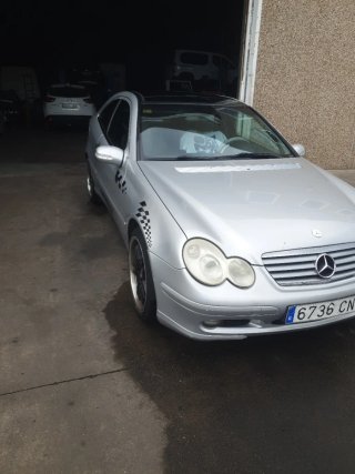 Mercedes-Benz Clase C 2003
