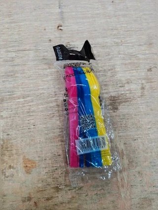 Set 24 Cucchiai colorati Per Feste e Compleanni