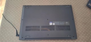 Portátil Lenovo V15-ADA