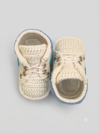 Scarpette neonato fatte a mano stile Nike