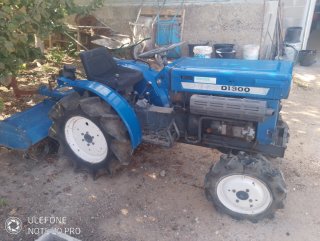 Mini tractor azul