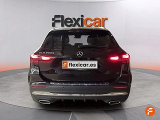 Mercedes-Benz GLA GLA 200 D