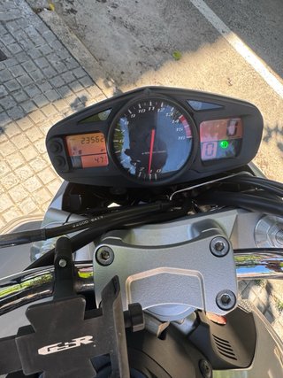 Suzuki GSR 600 Naked