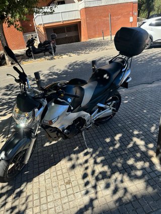 Suzuki GSR 600 Naked