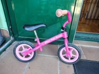 Bicicleta sin pedales Chicco Pink Arrow