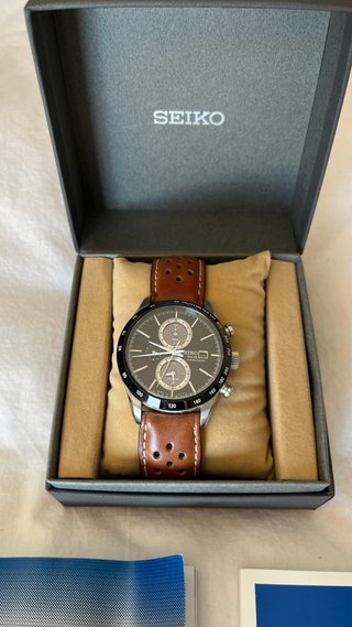 Reloj Seiko V172-0AP0 Solar Cronógrafo