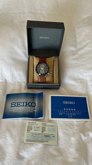 Reloj Seiko V172-0AP0 Solar Cronógrafo