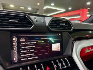 Lamborghini URUS 650cv