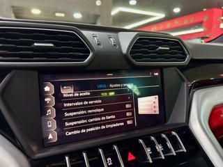 Lamborghini URUS 650cv