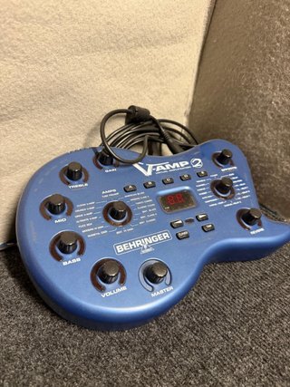 Behringer V-AMP 2 Multieffetti per Chitarra