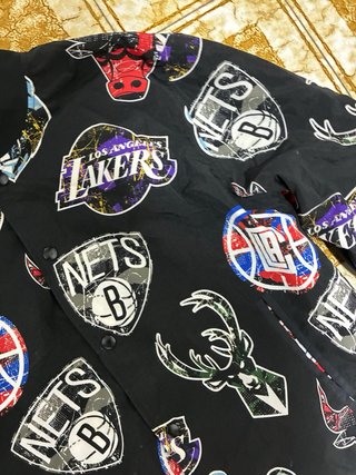 Chaqueta Bomber New Era Negra NBA