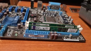 Placa Base ASUS P8H61-M LX Rev.1.01 + CPU + RAM