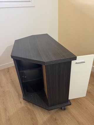Mesa de rincón madera y cristal