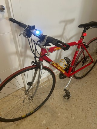 Bicicleta Cannondale Saeco Paseo Roja poco uso.