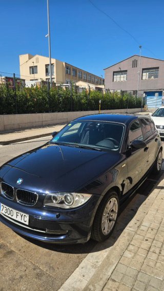 BMW Serie1 116 2007 azul metalizado etiqueta C