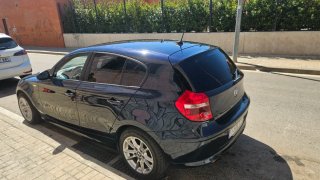 BMW Serie1 116 2007 azul metalizado etiqueta C