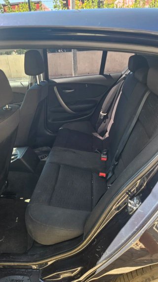 BMW Serie1 116 2007 azul metalizado etiqueta C