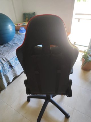Silla tipo Gaming Negra y Roja