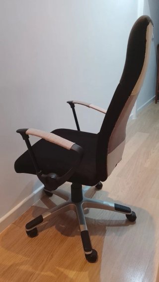 Silla de escritorio 20€