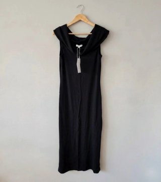Vestido negro S con etiqueta