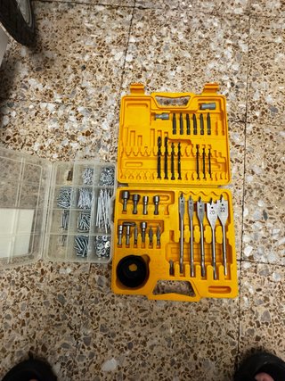 Juego de brocas y puntas