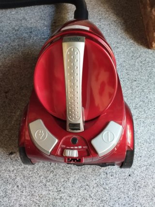 Aspirador Dirt Devil Rojo