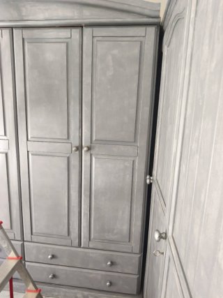 Urge! Armarios madera vintage gris