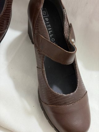 Zapatos Pitillos Piel Marrón Suela Track