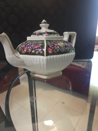 Tetera de porcelana inglesa floral