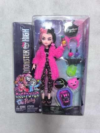 Monster High Creepover Party Muñeca